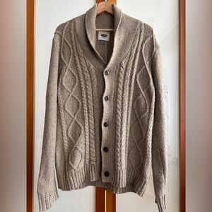 Cable knit cardigan